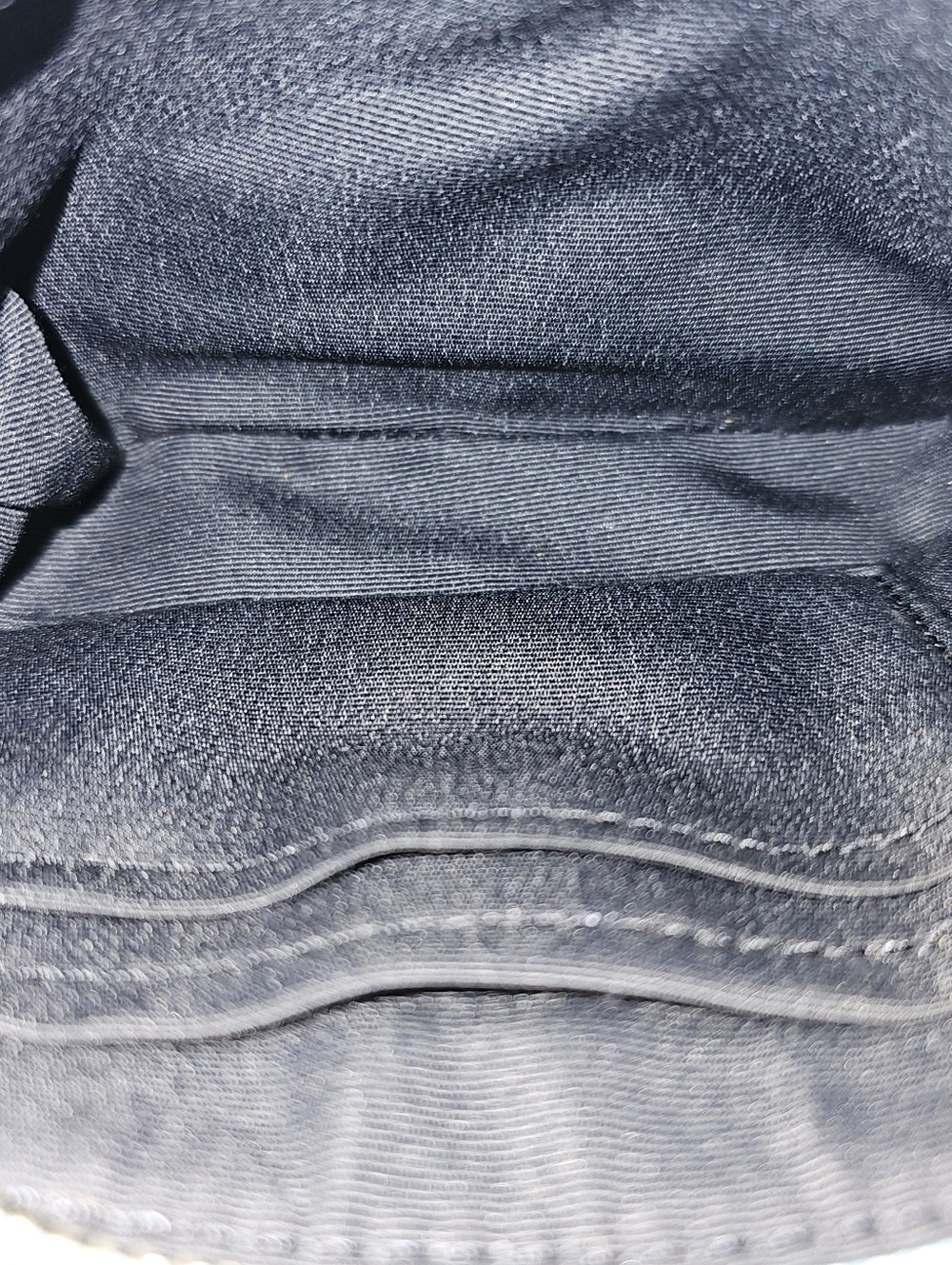 Coach Metallic Blue Corner Zip Wristlet Crossgrain Leather EUC w/ Dust Bag - Picture 8 of 9